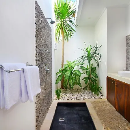 Villa Calypso By Optimum Bali Villas Seminyak  Exterior photo